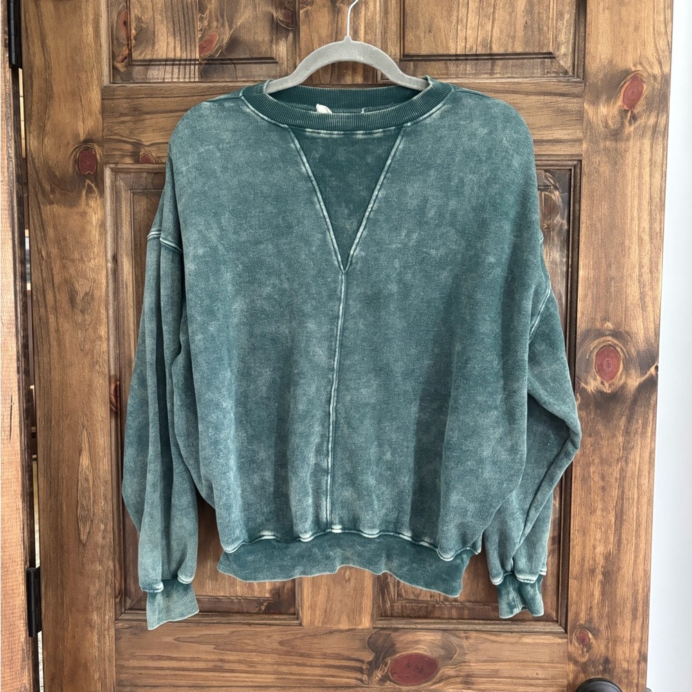 BUCKLE Green Women's Sweater